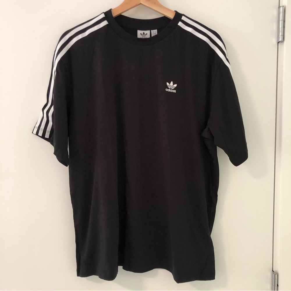 Women’s Classic Adidas T-shirt